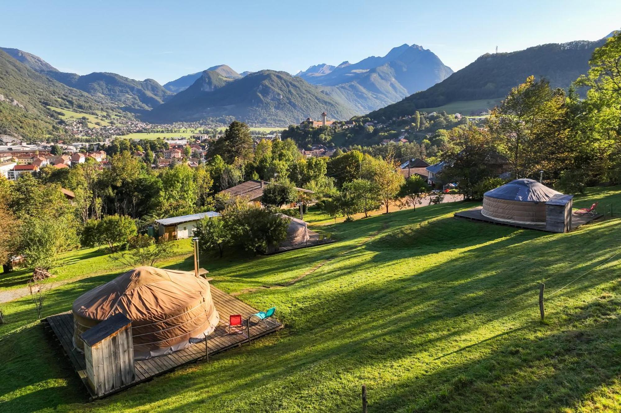 Yourtes Olachat Proche Annecy Faverges Exterior photo