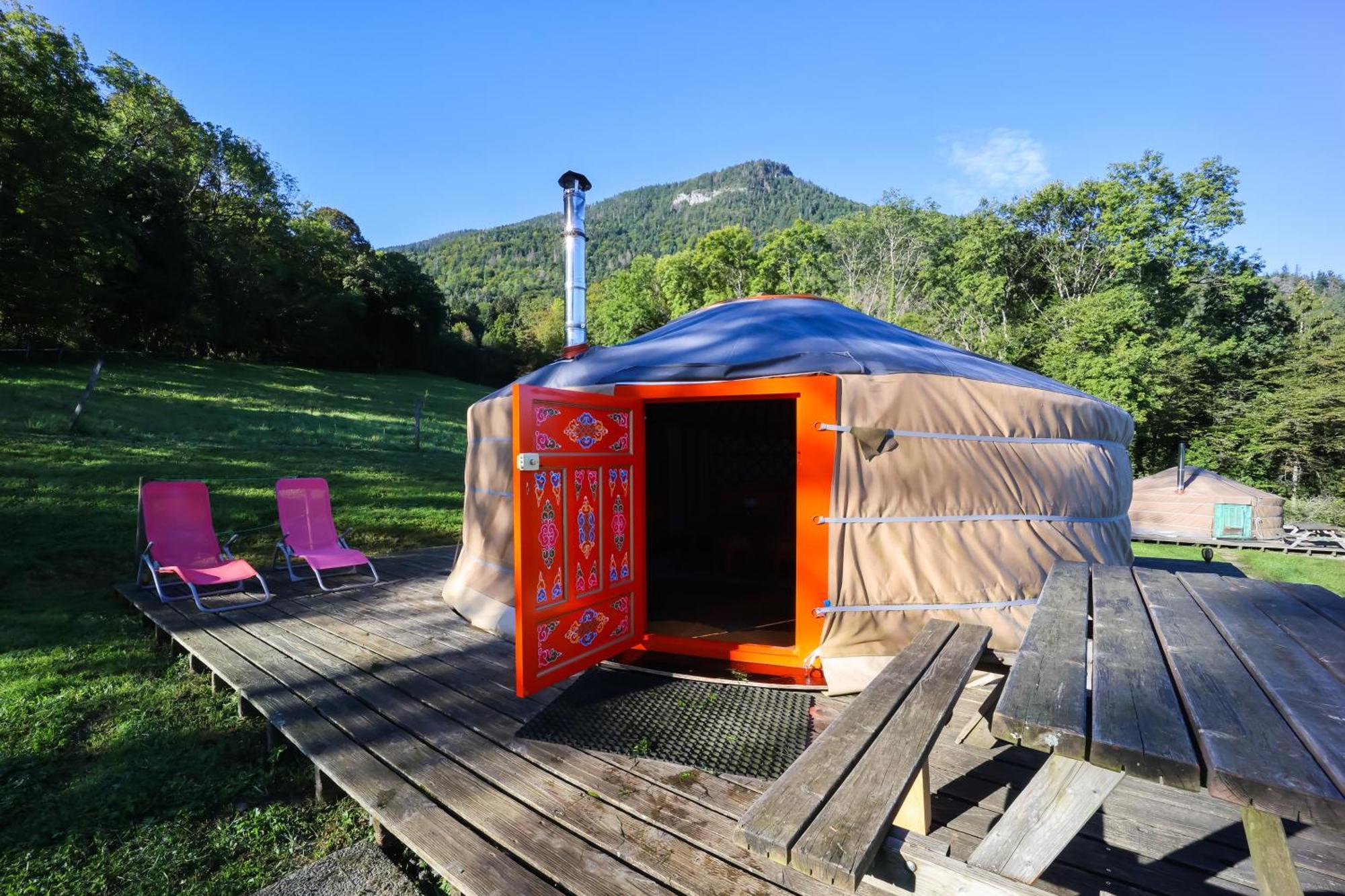 Yourtes Olachat Proche Annecy Faverges Exterior photo